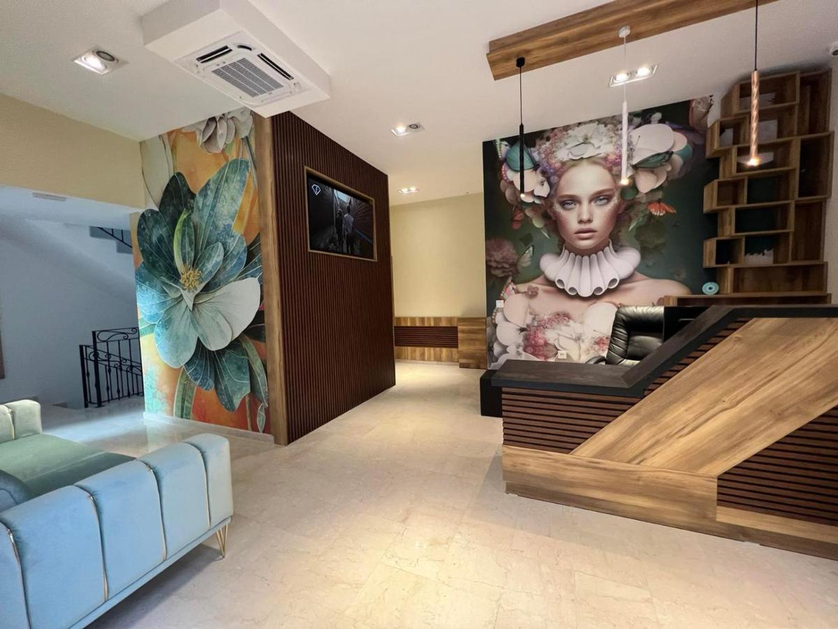 Floral Boutique Hotel Pleven Exterior photo
