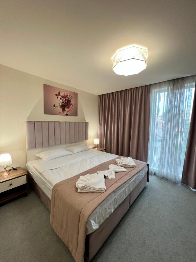 Floral Boutique Hotel Pleven Exterior photo