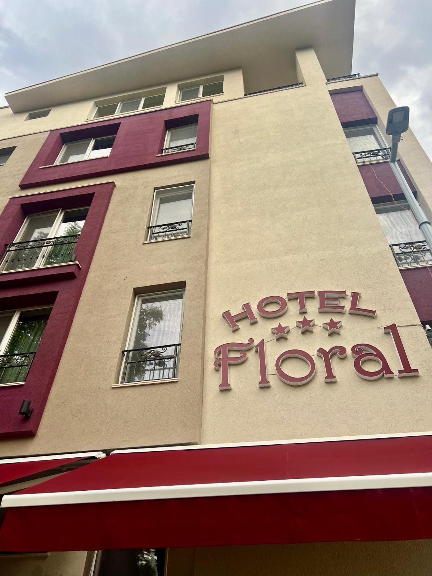 Floral Boutique Hotel Pleven Exterior photo